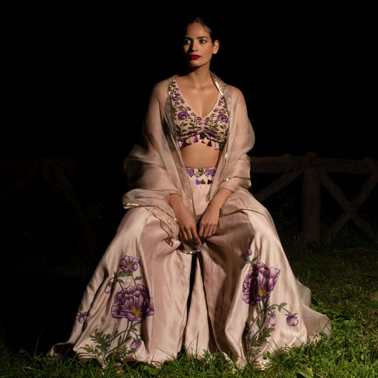 Baavli luxury designer store at Khan Market, New Delhi. Indian wedding, lehenge, Bride, Indian bride, bridesmaid. Saanjh Sharara Set. hand Painted, Hand Embroidered.
