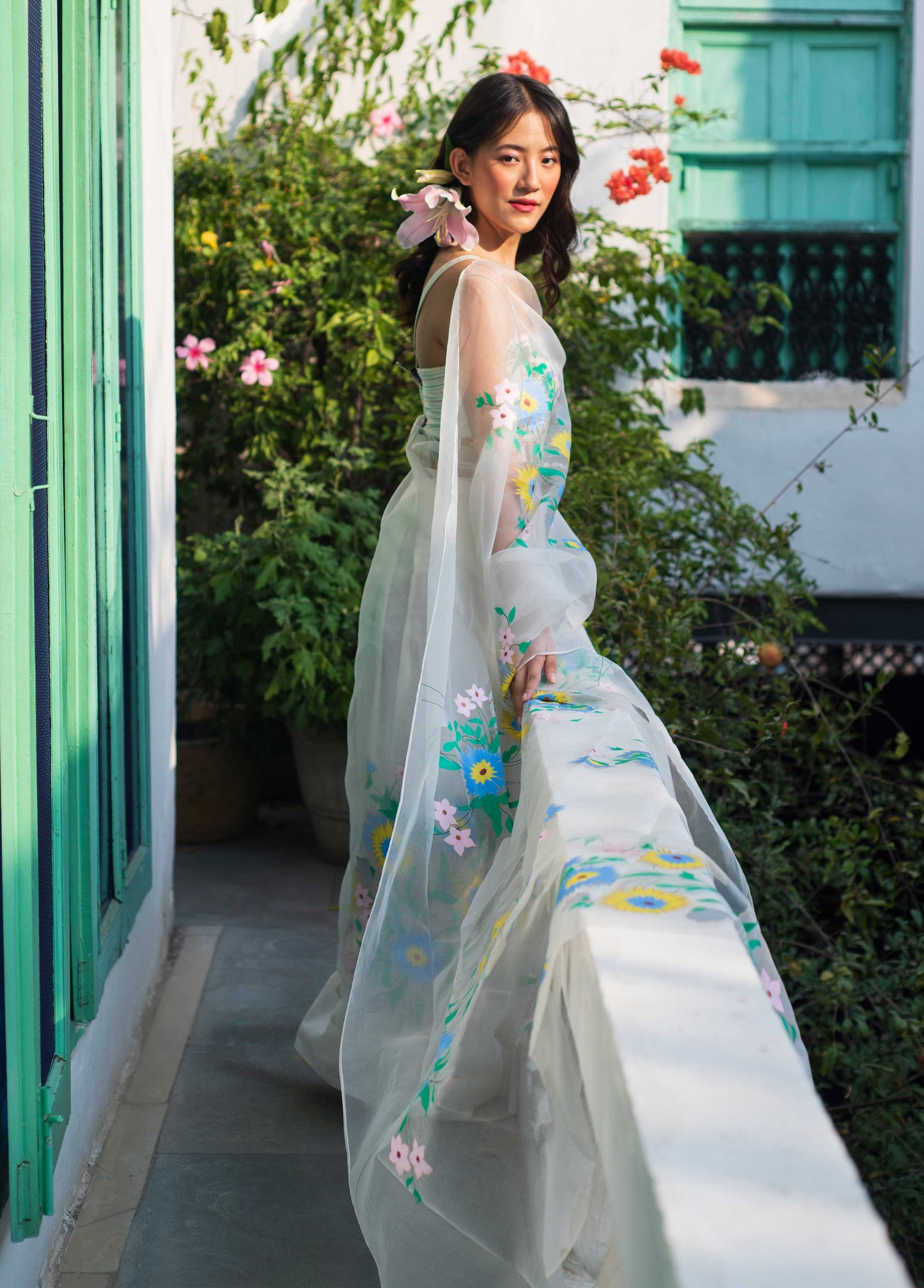 Baavli luxury designer store, New Delhi.
Indian wedding, lehenge, Bride, Indian bride, bridesmaid, Suit sets, Kaftan, sharara, jacket, kurta.
baavli launching its new collection, Dhan Mill, Hand painted, hand embroidered, Designer Label, White Saree