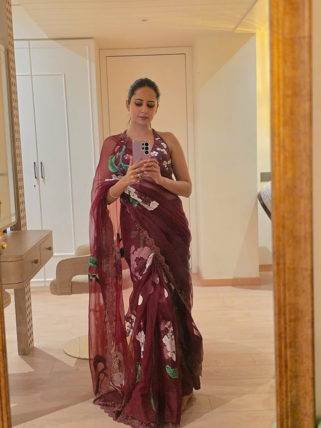 Nazanin Saari As Seen On Sargun Mehta