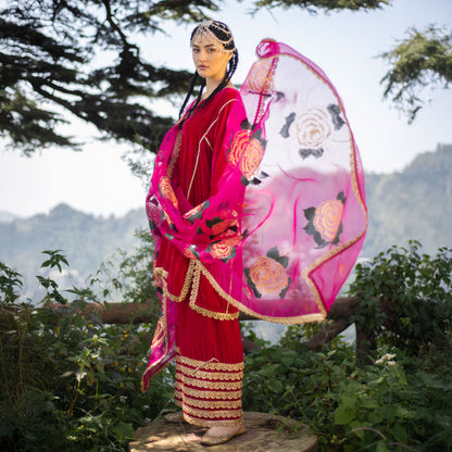 Baavli luxury designer store, New Delhi.
Indian wedding, lehenge, Bride, Indian bride, bridesmaid, Suit sets, Kaftan, sharara, jacket, kurta.
baavli launching its new collection, Dhan Mill, Hand painted, hand embroidered, Designer Label