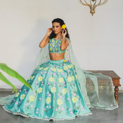 Baavli luxury designer store, New Delhi.
Indian wedding, lehenge, Bride, Indian bride, bridesmaid, Suit sets, Kaftan, sharara, jacket, kurta.
baavli launching its new collection, Shringar, Dhara