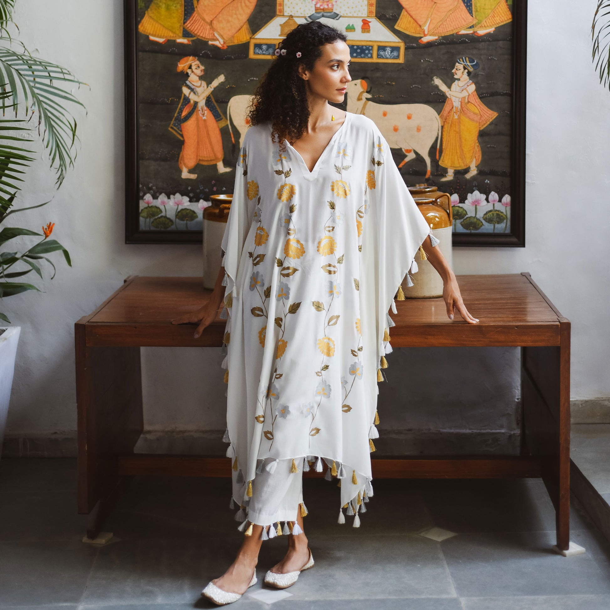 Baavli luxury designer store at Khan Market, New Delhi.
Indian wedding, lehenge, Bride, Indian bride, bridesmaid, Suit sets, Kaftan, sharara, jacket, kurta.
baavli launching its new collection, Shringar, white kaftan, Shvet.