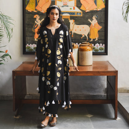 Baavli luxury designer store at Khan Market, New Delhi.
Indian wedding, lehenge, Bride, Indian bride, bridesmaid, Suit sets, Kaftan, sharara, jacket, kurta.
baavli launching its new collection, Shringar, Black kaftan, Kalika.