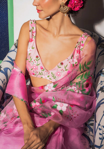 Baavli luxury designer store, New Delhi.
Indian wedding, lehenge, Bride, Indian bride, bridesmaid, Suit sets, Kaftan, sharara, jacket, kurta.
baavli launching its new collection, Dhan Mill, Hand painted, hand embroidered, Designer Label