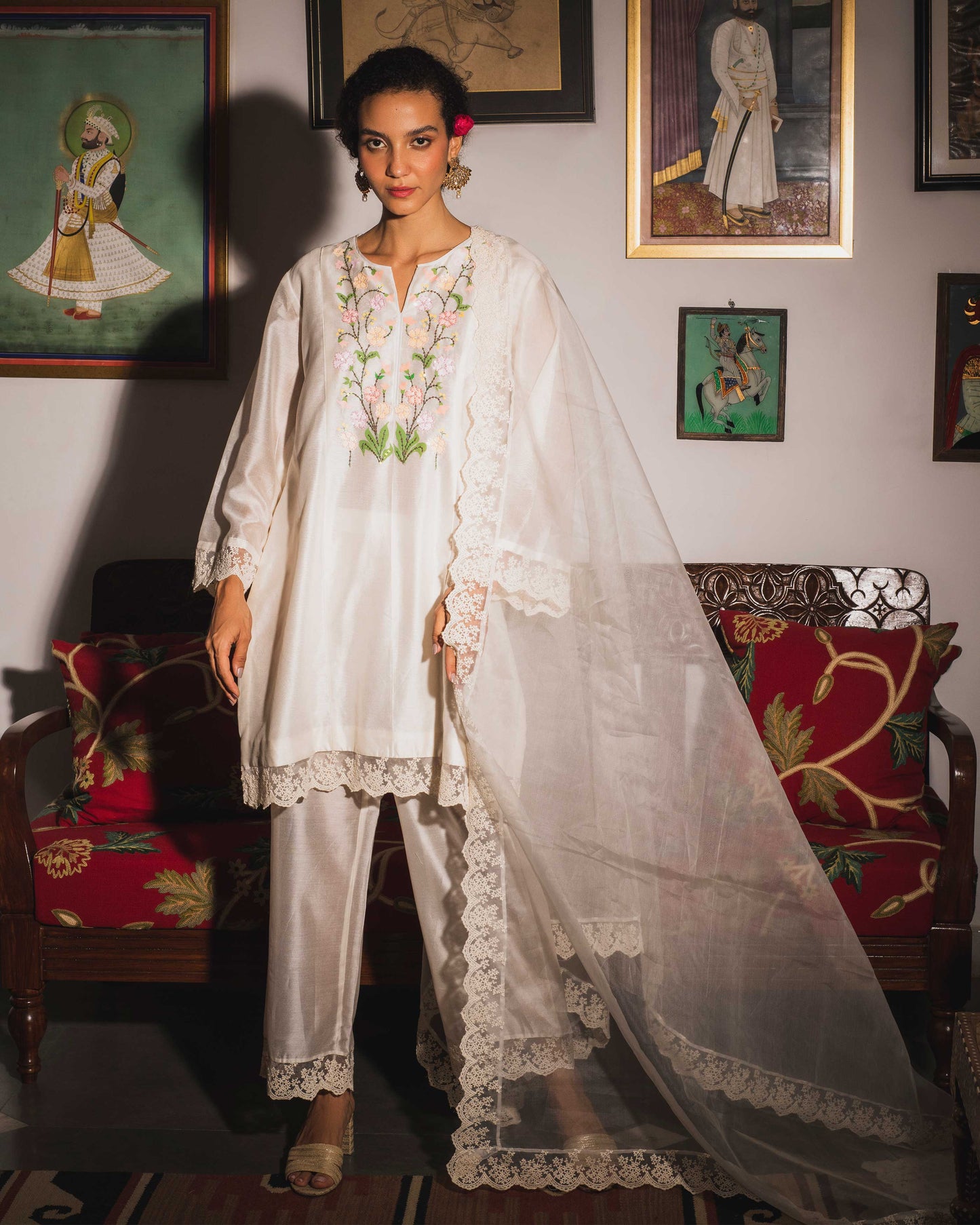 Baavli luxury designer store at Khan Market, New Delhi.
Indian wedding, lehenge, Bride, Indian bride, bridesmaid, Suit sets, Kaftan, sharara, jacket, kurta.
baavli launching its new collection, Shringar, White suit set, Sayali.