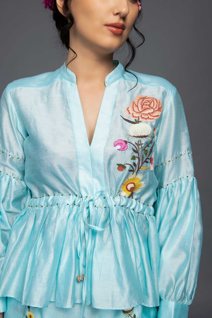 Baavli luxury designer store, New Delhi.
Indian wedding, lehenge, Bride, Indian bride, bridesmaid, Suit sets, Kaftan, sharara, jacket, kurta.
baavli launching its new collection, Dhan Mill, Hand painted, hand embroidered, Designer Label